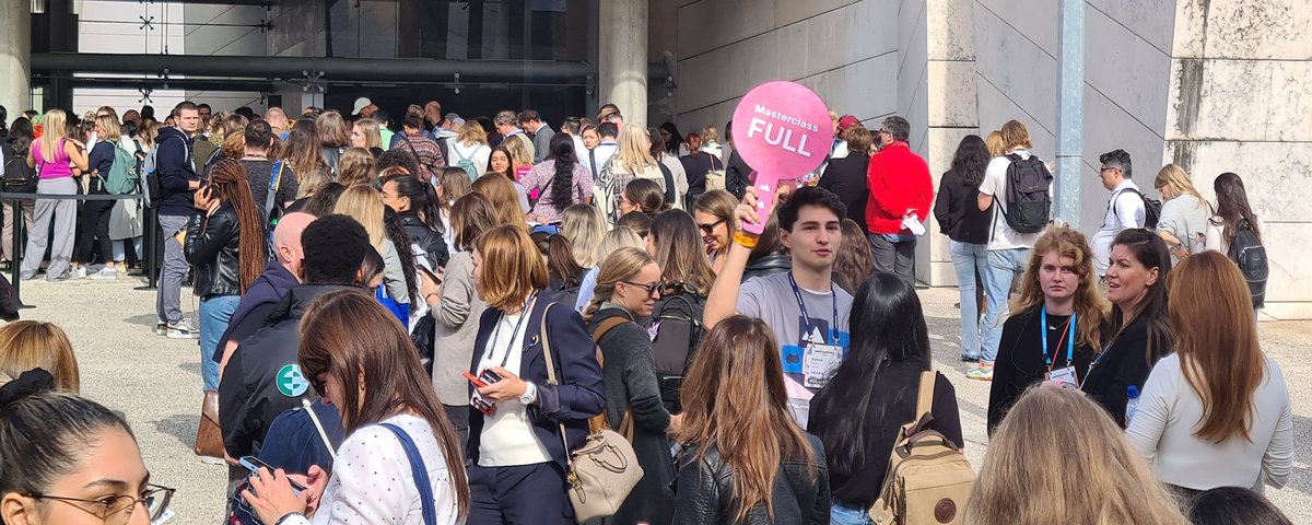 Too many eagers of entrepreurship education, and masterclass at <a href="/WebSummit/">Web Summit</a> are full.
#websummit22 #websummit #unibz #unibzwebsummit22