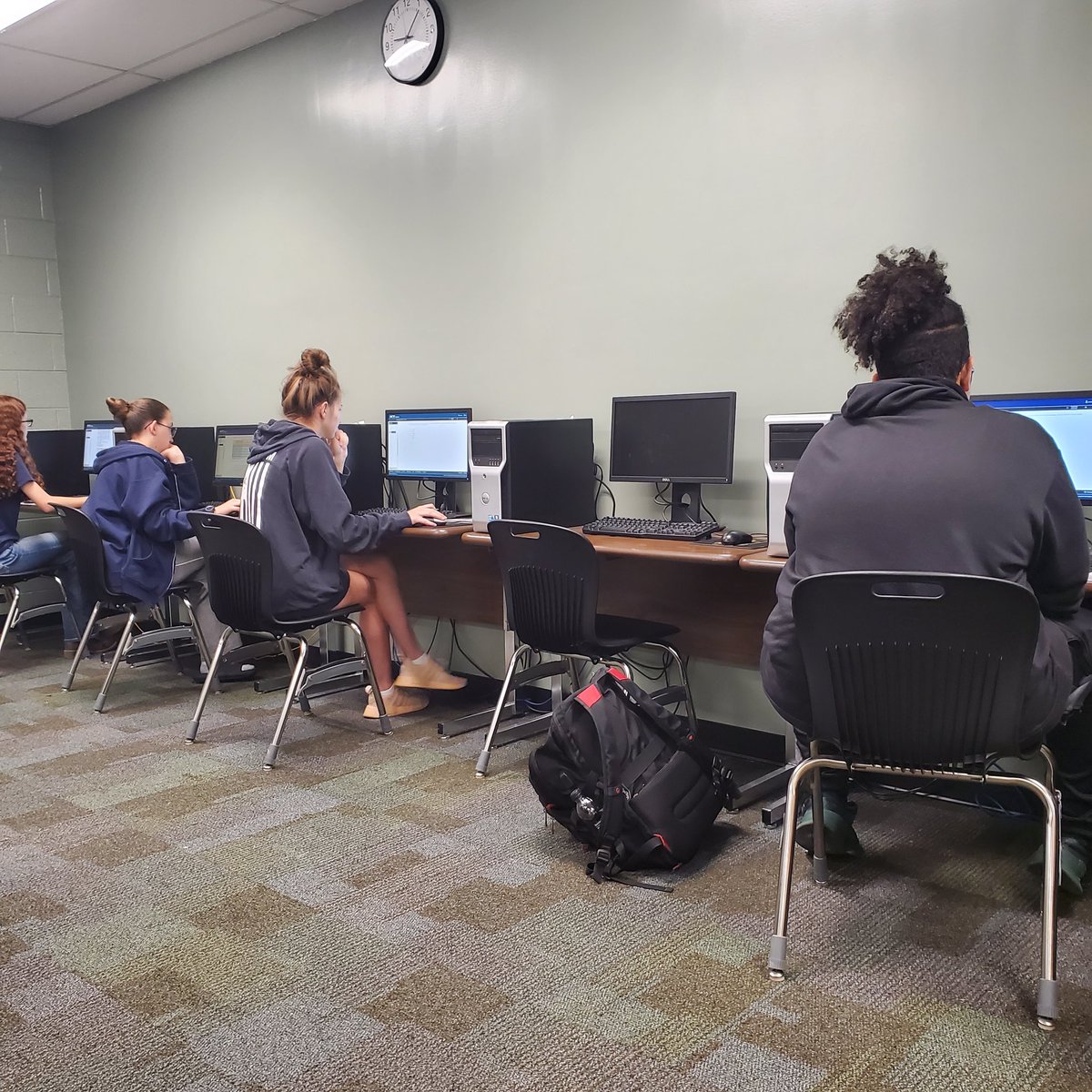 kimbgass's tweet image. WISE Wednesday for these Seniors @GreeneTechCtr
Great DAY to earn a NATIONAL Credential!!!! 👨‍🎓👩‍🎓🏅
#NCRC #ACTWorkkeys #WorkEthicDiploma
 #EmployabilityPROOF 
@GreenevilleCity
@GreeneCoSch
@ACT