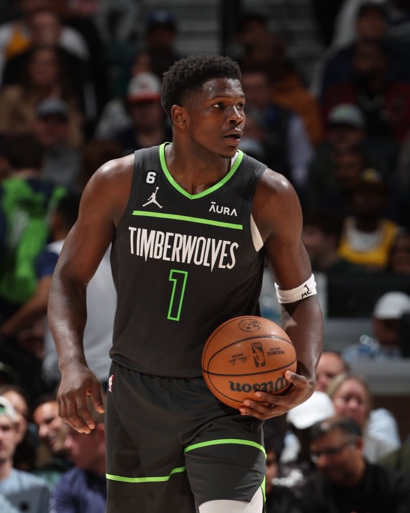 [花邊] Edwards談到本季至今0灌籃