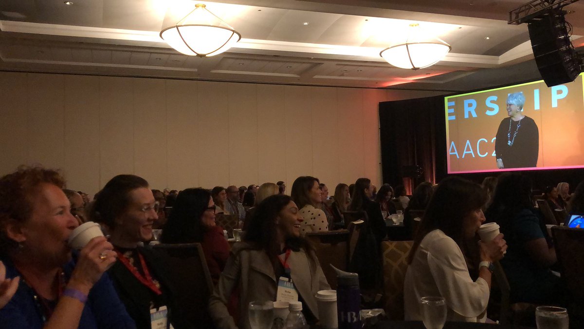 800 women strong at #hbaac22 . So powerful to share #leadership ideas and #Network