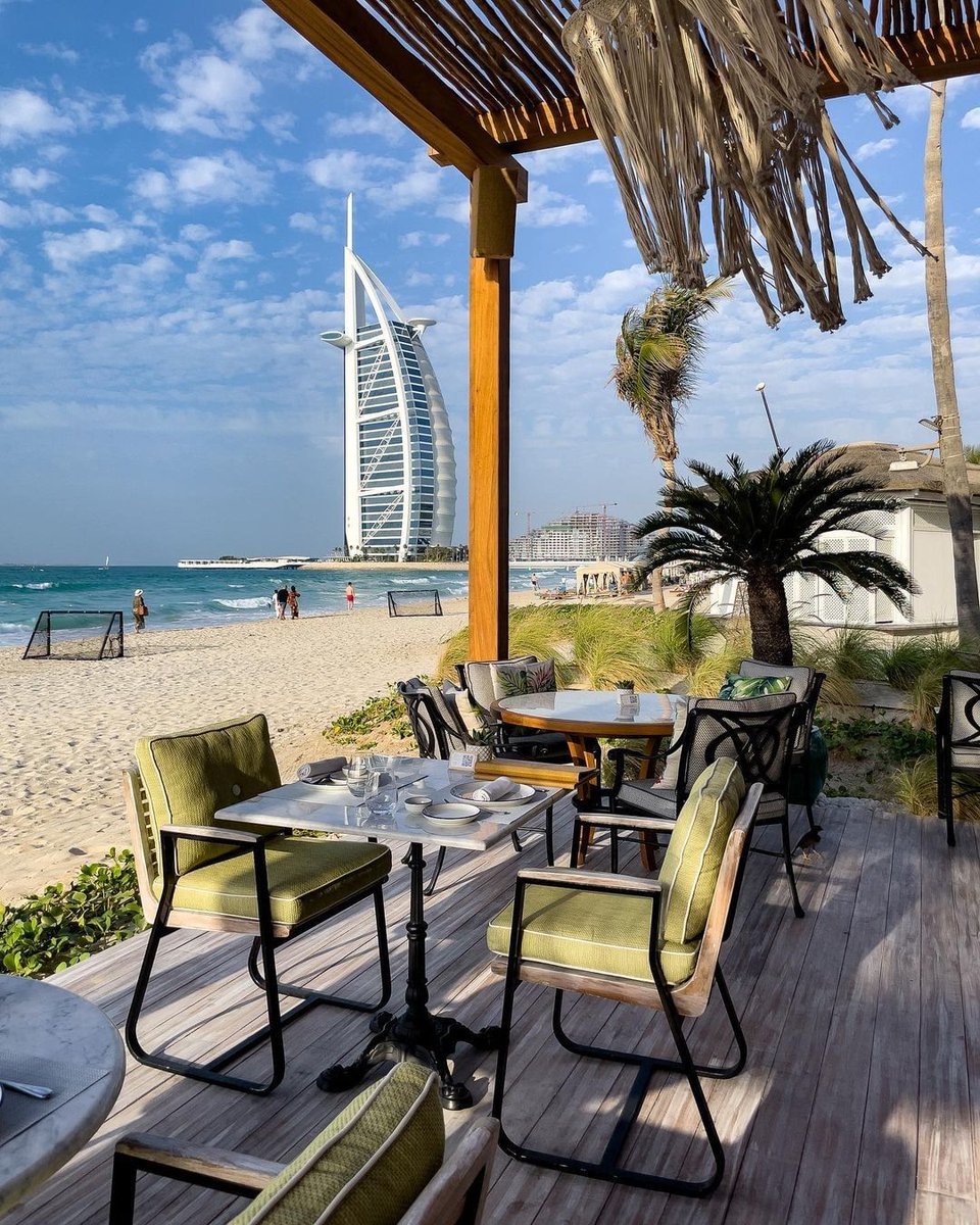 PicsDubai's tweet photo. Enjoy the view. #Dubai #PicsDubai 

Photo by @ma.shaiban https://t.co/TWndWoKmj5