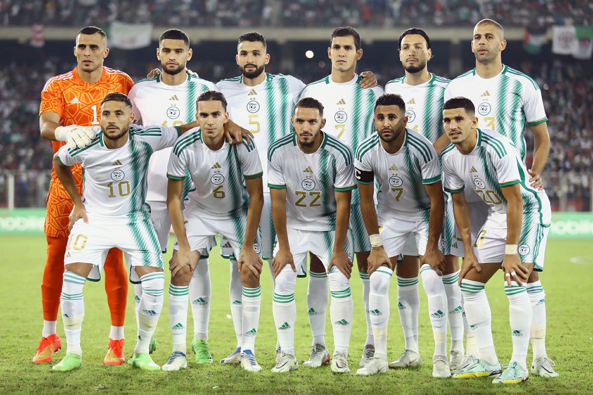 est_expert's tweet photo. 📃 - Programme de la prochaine date FIFA des A : débat sur la prochaine liste.
- U20-U23 : Jeunesse abandonnée?
- Adidas / Nike / Puma : Que se passe-t-il avec l’appel d’offres?
- CHAN 2022 : Bougherra et ses poulains peuvent-ils le faire?
- Affaire Slimani
#TeamDZ #CVLX https://t.co/HSUReCyq8E