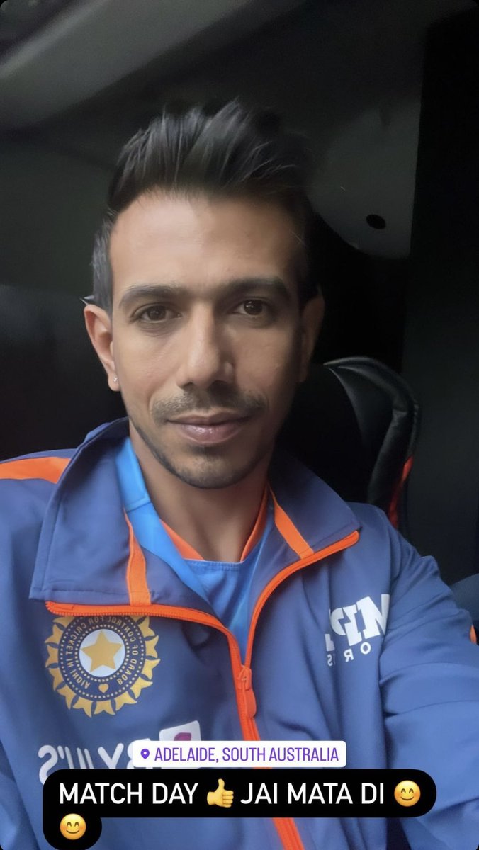 RISHIPATEL11's tweet photo. Every Indian Cricket match is incomplete without Yuzi Chahal’s Match day selfie and Jay Mata Di..!!
.
.
.
.
😅😅 
#YuziChahal #jaimatadi #Matchday https://t.co/YemBsveVDK