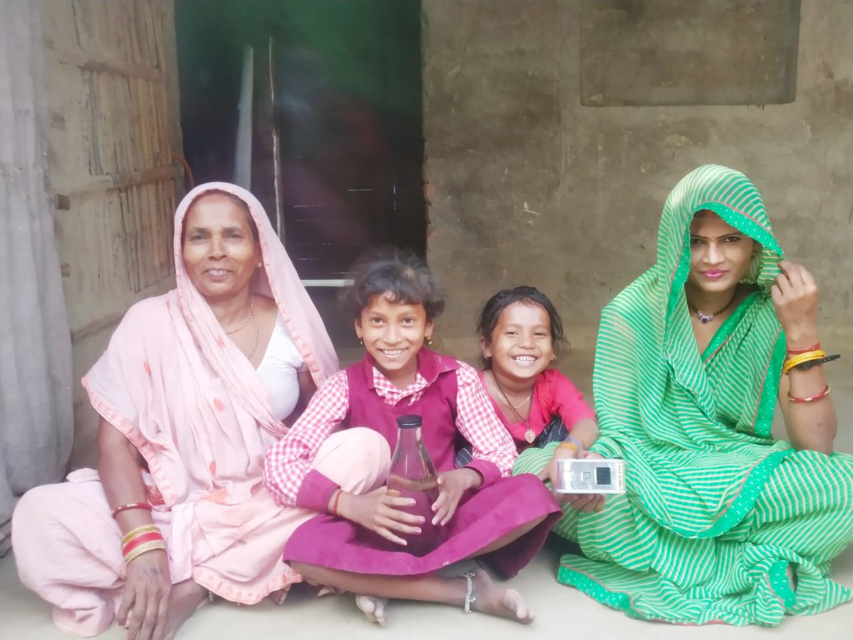 WHH_India's tweet image. Cases of water-borne diseases have reduced since introduction of WADI devices in flood-prone villages of Madhubani in Bihar. These devices are solar-powered UV-measurement device, which indicates the process of solar water disinfection in a simple manner. 
helioz.org/en/wadi