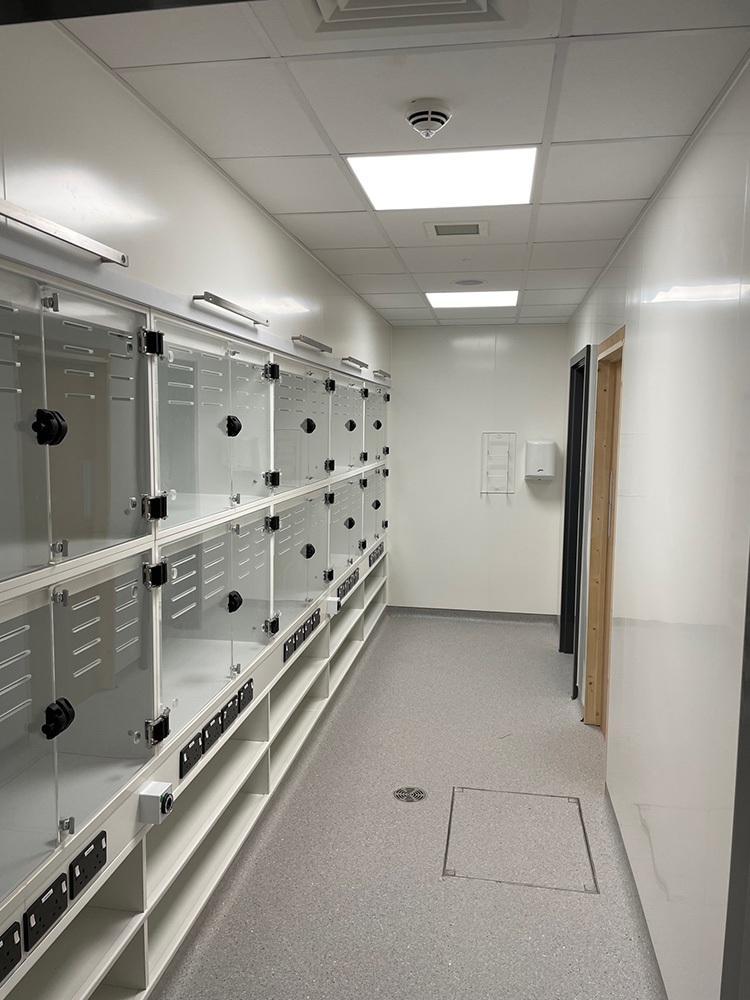 Gt Yarmouth Ceilings tweet media