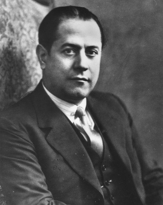 MoneynManliness's tweet photo. In order to improve your game, you must study the Endgame before everything else.

- Jose Raul Capablanca https://t.co/m14xogZ2ix