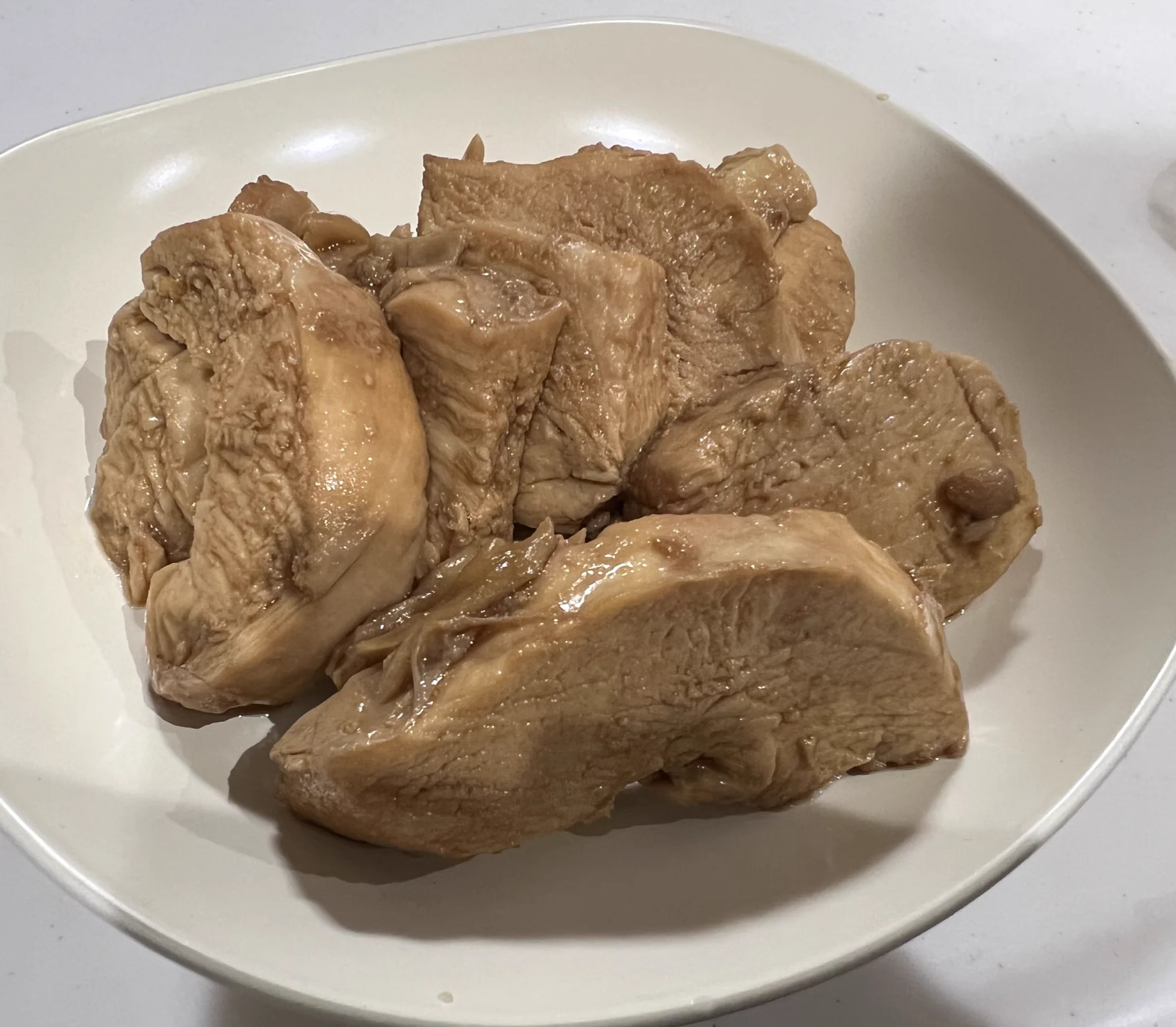ホットクックのサラダチキンモードでつくりました〜
出来上がりにカットしてタレにもどして染み込ませた
美味しい✨  