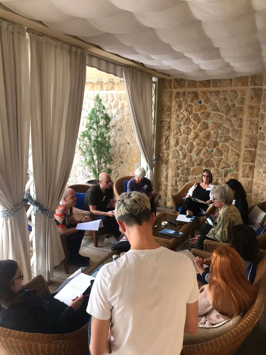 CorrelationNet's tweet photo. Tuukka Tammi moderates a group discussion on the monitoring of hepatitis C, whilst enjoying the beautiful weather Athens has to offer! #CEHRNAthens22
#HRworks https://t.co/KEmSxdFEql