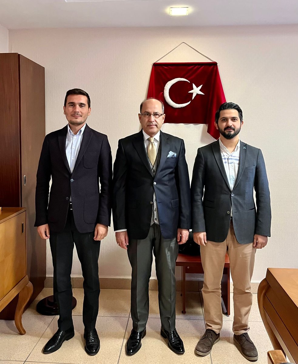 Kahramanmaraş Sütçü İmam Üniversitesi Rektör Yardımcısı Sn. Prof.Dr. Orhan DOĞAN hocamıza hayırlı olsun ziyaretinde bulunduk.

Sayın hocamıza misafirperverliği ve samimi muhabbeti için teşekkür eder, yeni görevinde muvaffakiyetler dileriz.