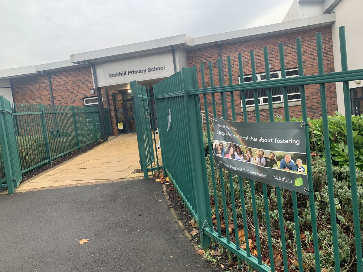 arnistonyfc's tweet photo. Brilliant first session at Stobhill Primary School 😁⚽️

@StobhillPS 
@ActiveNewbattle 
@BKCoaching1 https://t.co/1TIdeCJFrY