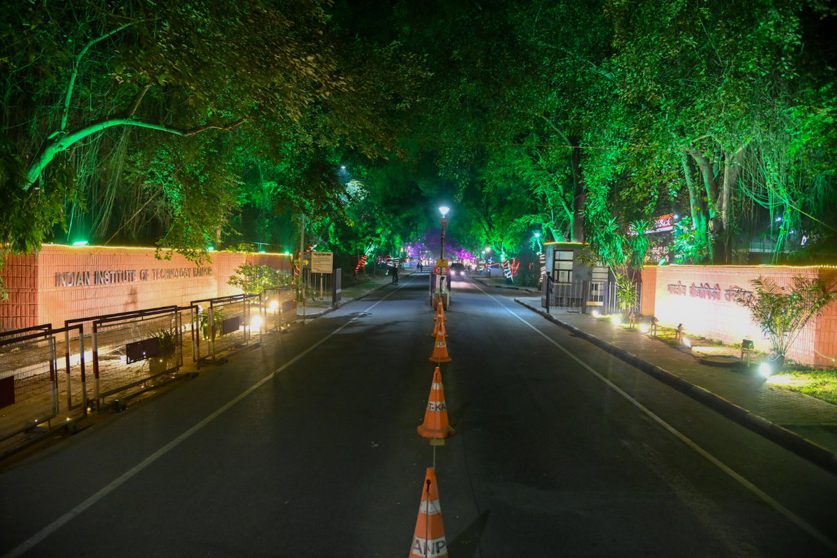 karandi65's tweet image. On the occasion of our 63rd Foundation Day, the campus has been decorated to welcome all our guests and alumni to the Institute. We’re ready for a grand celebration! 
#FoundationDay #iitkanpur #alumni #campus