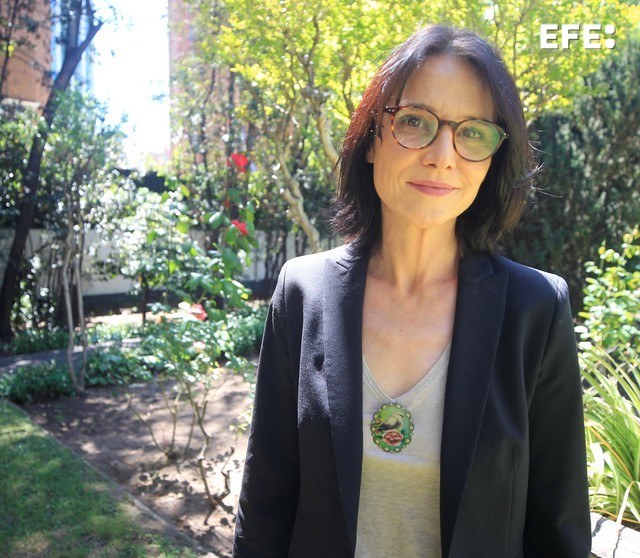 #ÚLTIMAHORA | La chilena Aline Küppenheim Gualtieri se alza con el premio a Mejor actriz en el Festival Internacional de Cine de Tokio (TIFF) por su papel protagonista en "1976" (2022).