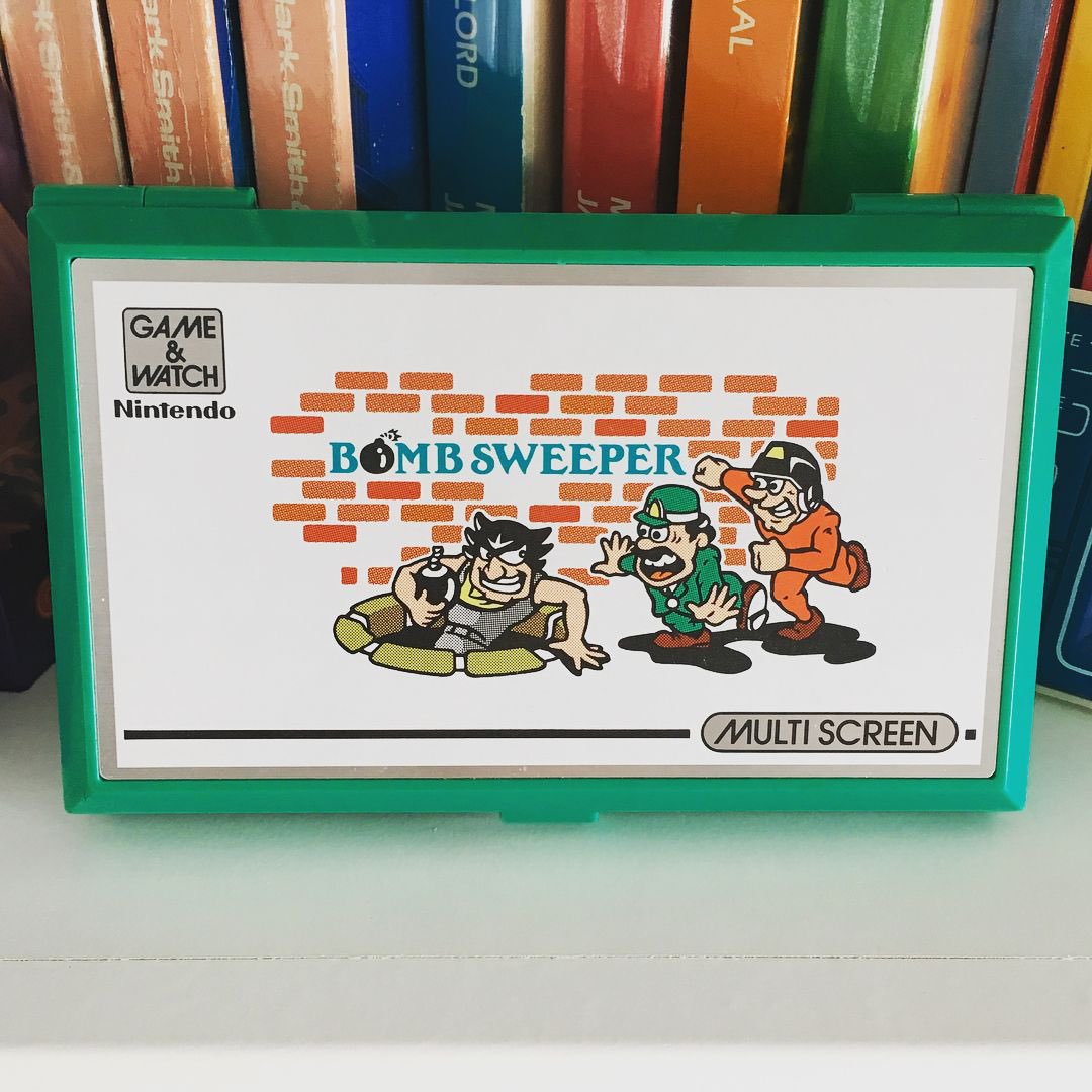 UnboxingHands's tweet photo. B💣MB  SWEEPER - Game &amp; Watch - Nintendo - Handheld Multi Screen Game - 1987
💪😀👍
#retrogaming #retrogames #retrogamer #arcade #gamer #gaming #nintendo #gameandwatch #collectibles #gameroom #nerd #bombsweeper #8bit #consolegaming #pcgaming #videogames https://t.co/HjxeytZx8i