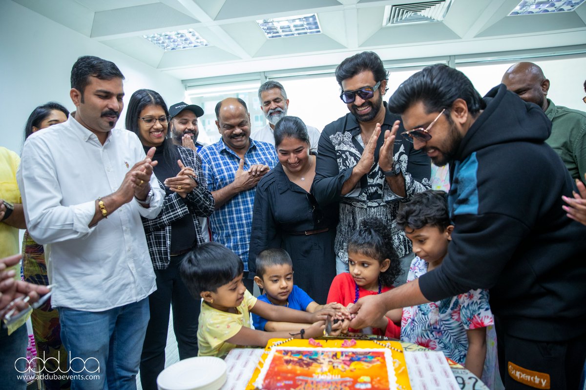 AddubaEvents's tweet photo. Sharing some of the beautiful memories with the crew of the movie "Saturday Night" in Dubai. Thank you for letting team Adduba to host such a spectacular movie promotion event.
#saturdaynightmovie #movieevent #meet&greet #lulu #adduba #ublhd #NivinPauly #saniyaiyappan #sijuwilson https://t.co/vVQvfSG0ps