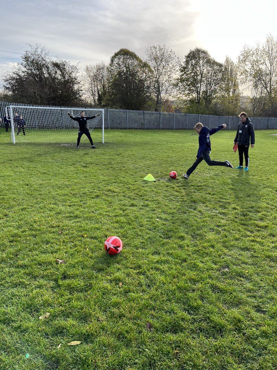 class6_mill's tweet image. Penalty shoot out morning for us! ⚽️ 🥅 @RedsInTheCom #themillpe