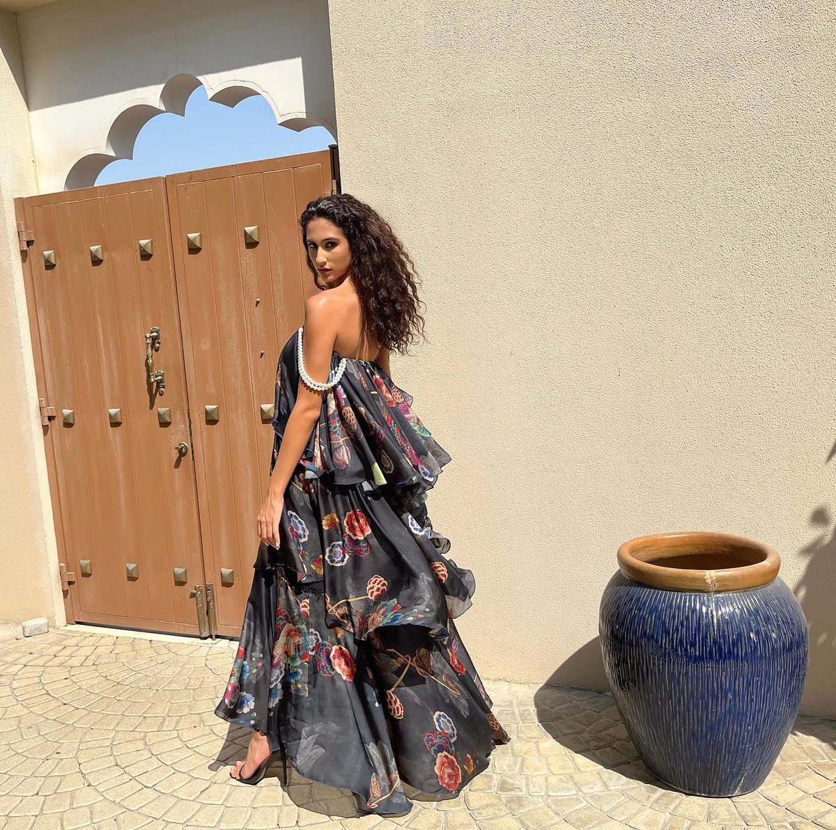 therealbelionel's tweet photo. Te Digo adiós Mi amor dress, elegance meeting liberty, from “Wallada” pf22. 

 #elgance #longdress #andalucia #cadiz #granada #alhambra #invitada #modamujer #dubai #fashionstyle #otd #modestfashion #sustainablefashion https://t.co/L4fWzhzZKe