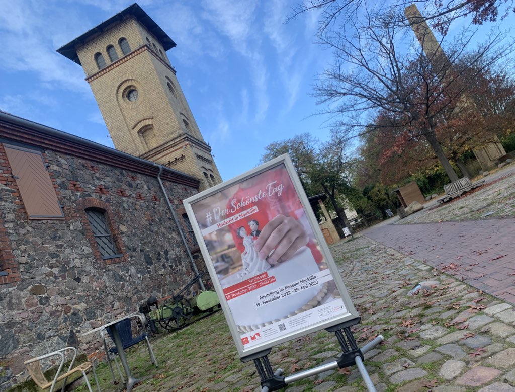 Henkel_Matthias's tweet photo. Der #Countdown läuft: 18.11.22 ist die Eröffnung von #DerSchönsteTag Hochzeit in Neukölln. Alle Infos: https://t.co/MFVf11RWQh @neukoellnticker @BerlinNkl @bergchristian @Neukoelln_O_Mat @FacettenMagazin @KKNeukoelln @museenoeffnen @KarinKorte1 @martinhikel https://t.co/TAaCOvqWjO