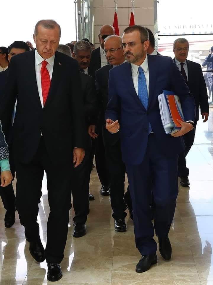 Ne geçmişi kirlettik,nede geleceği , istikametimiz belli.