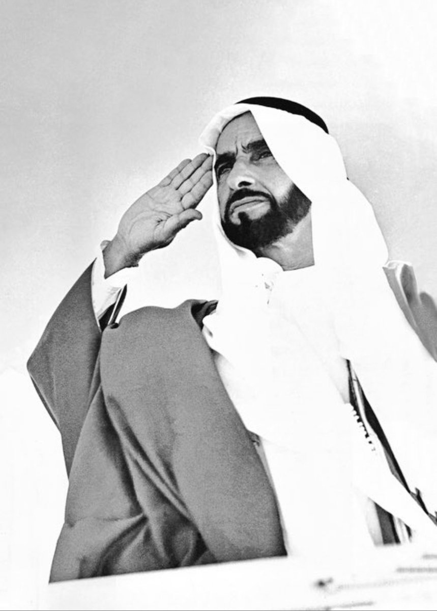 زايد في قلوبنا دائما 💚  #ذكرى_وفاة_الشيخ_زايد