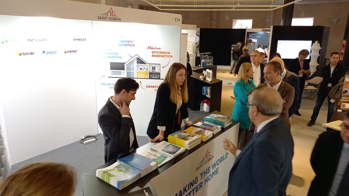 👋Ya estamos en la I <a href="/SemanaC_MATCOAM/">Semana de la Construcción MATCOAM</a> en <a href="/COAMadrid/">COAM</a> y el alcalde de <a href="/MADRID/">Ayuntamiento Madrid</a>, <a href="/AlmeidaPP_/">José Luis Martínez-Almeida</a>, ya se ha pasado por el stand E-14 para conocer nuestra trayectoria o servicios como nuestra asesoría para la gestión de las ayudas a la #rehabilitación🏗

💛#MakingTheWorldABetterHome