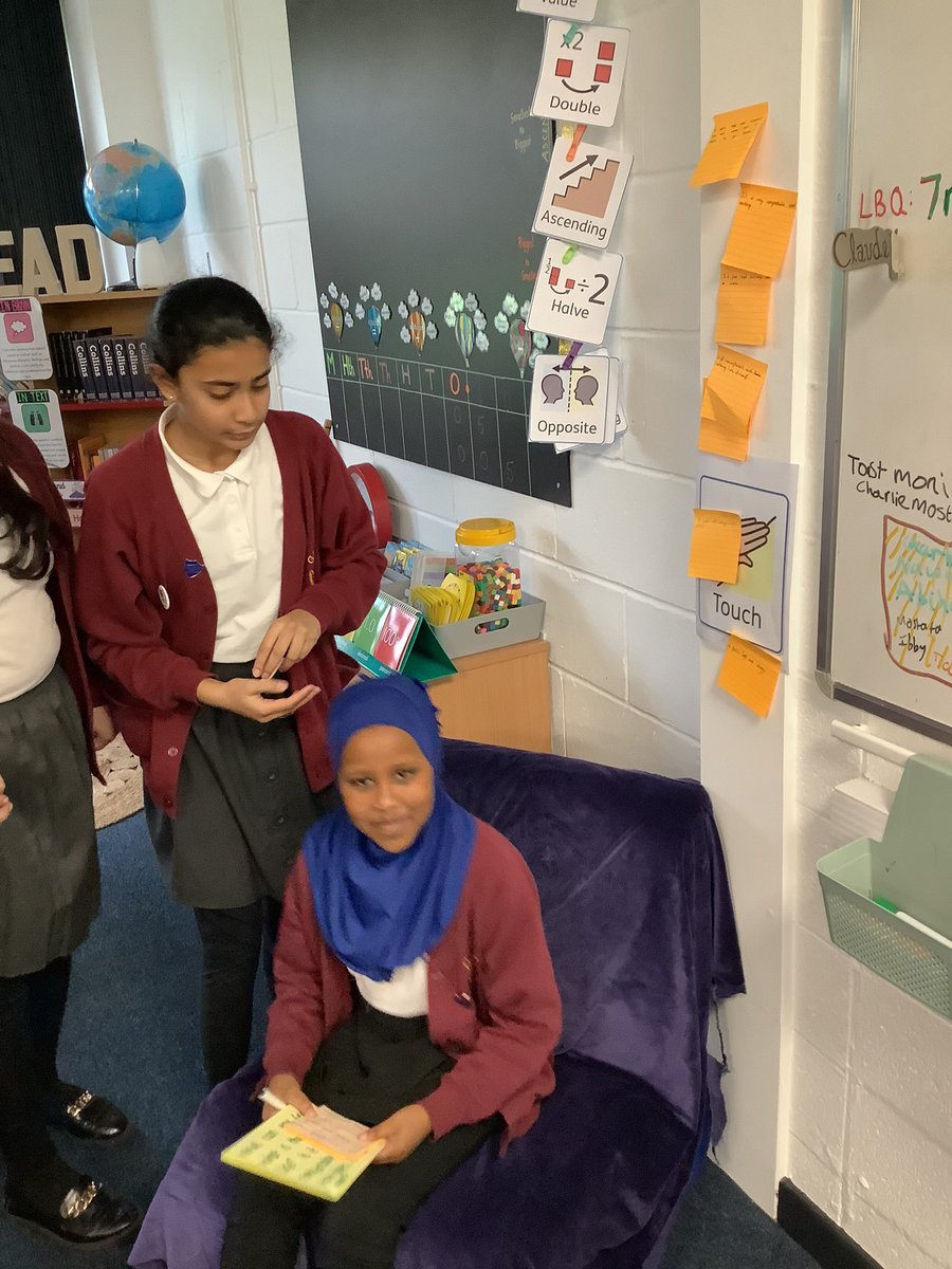 GaskellPrimary's tweet image. @emmac2603 Year 6 are exploring their senses by 'being in a cinema' for our book Letters From The Lighthouse #settingdescription