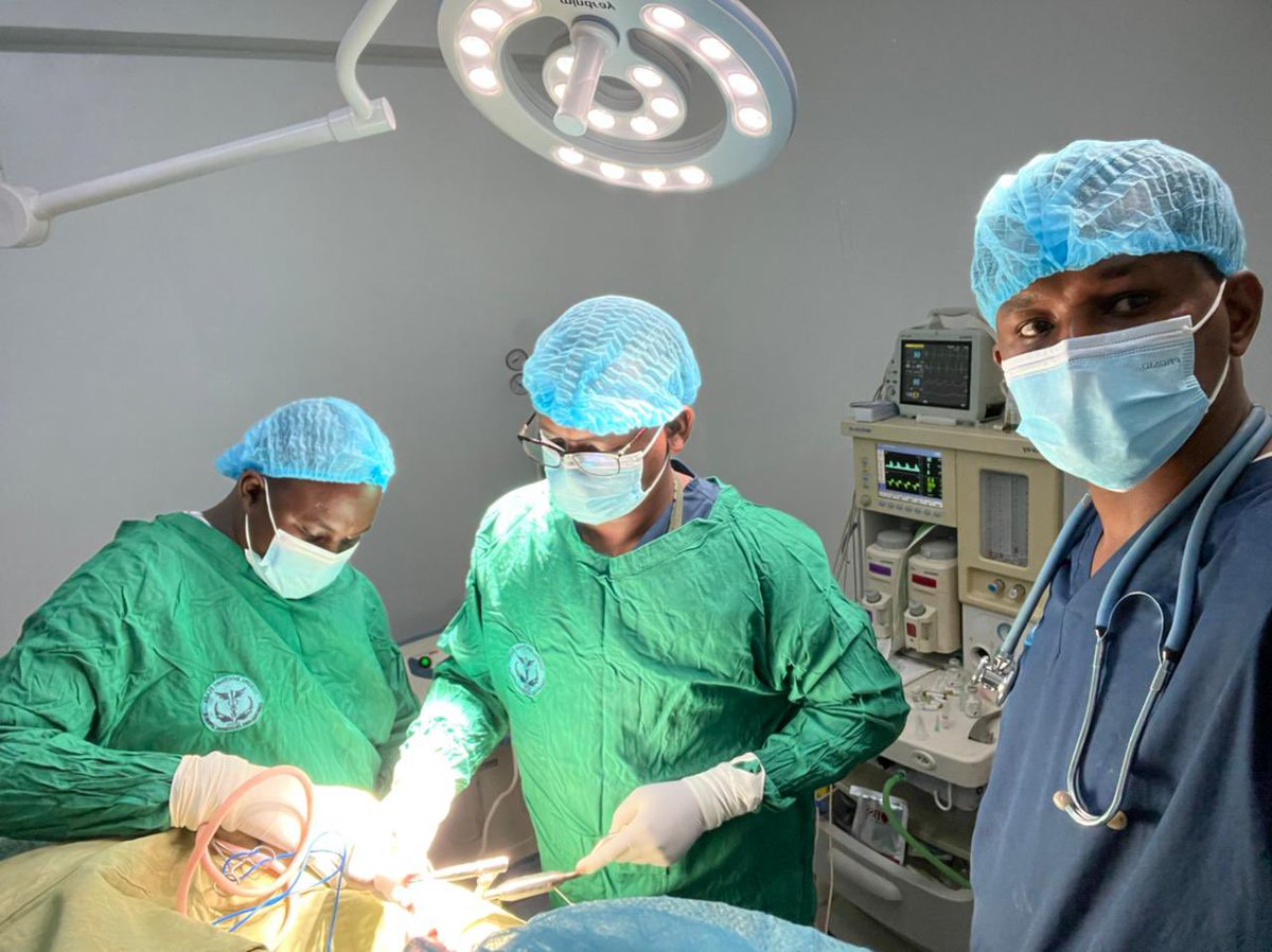 GarisaDP's tweet photo. Earlier Today Garissa Doctors Plaza conducted its first neurological surgery! A referred patient all the way from Lamu was involved in RTA sustained bilateral frontoparietal subdural hematoma and soft tissue injuries. https://t.co/1080EddgW2