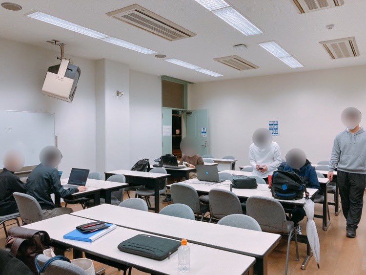 opucoder's tweet image. 昨日の活動風景です!
新たに3人の部員が入ってくれました🎉🎉
徐々に活動部員が増えて暖かいサークルになってきました!✨
毎週火曜18時から8101室で活動しているのでぜひぜひ見に来てください✌️