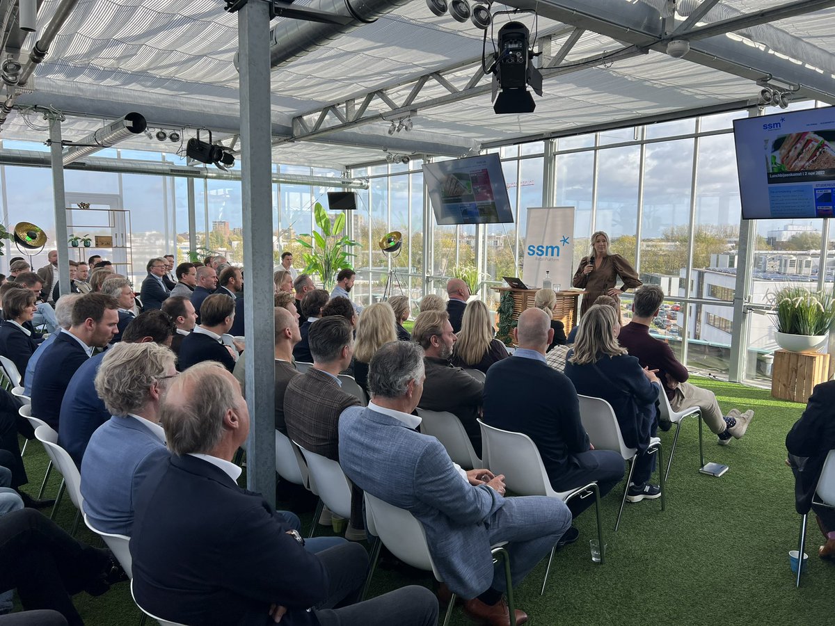De <a href="/SSMRetailPltfrm/">SSM Retail Platform</a> lunchbijeenkomst in Woerden. “Metaverse”met Jim Stolze!
Drukbezocht! Superinteressant.