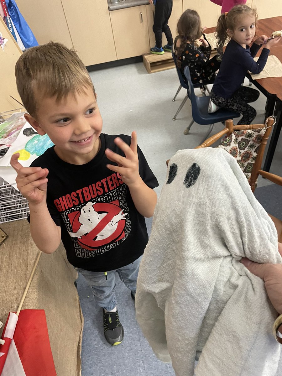 SueNorrish's tweet photo. Zero the Hero came dressed up on Halloween day!#40th day!#ironic that our star student was a Ghost Buster!!!😂can you guess our costumes?#Chicka Chicka Boom boom!😃 https://t.co/cT6iViLBrd