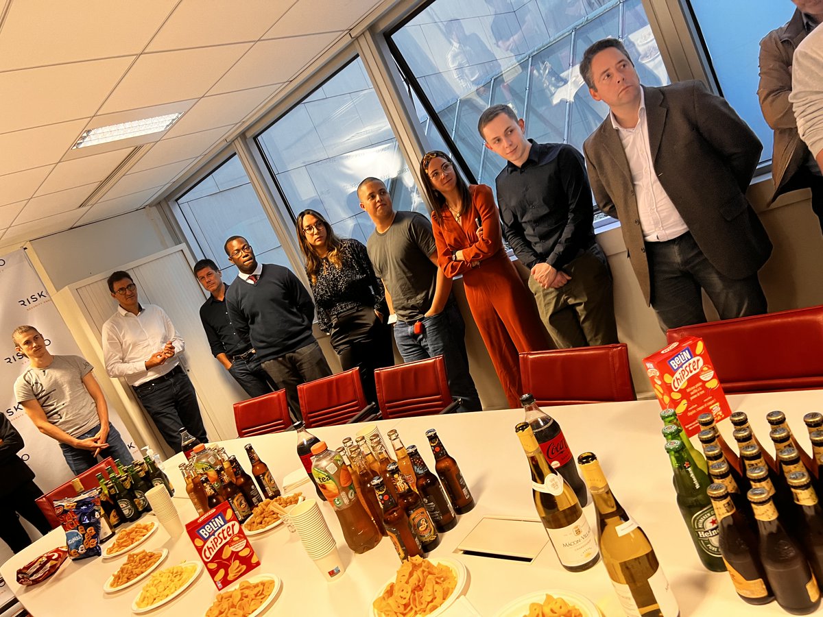 Riskeco_groupe's tweet image. [#AFTERWORK] Chez Risk&amp;amp;Co : 🥂🎉🎉
Un moment de partage qui nous a tous réunis
📷 Retour en images sur notre After work de jeudi dernier, réunissant tous nos collaborateurs, et qui nous a permis à tous d&apos;échanger et de passer une agréable soirée. 
Vivement le prochain !