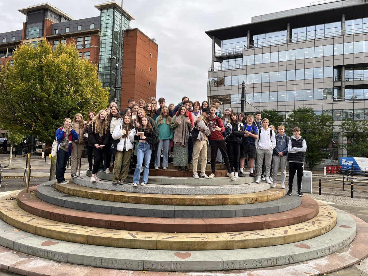 manorhistory's tweet photo. Peterloo memorial #groupphoto @manorceacademy https://t.co/Dz4sndqR64