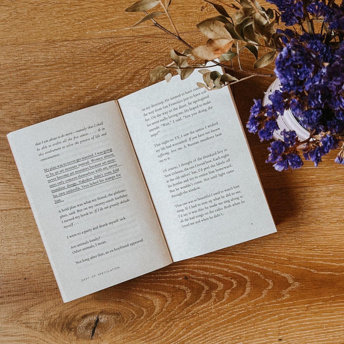 mythicreader_'s tweet photo. 1.I would like to become an art monster please
2. You should read #DeptOfSpeculation
Full review here: https://t.co/aN9ijvf4f5 https://t.co/JTV3f6Xv31