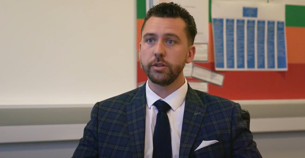How is Morriston Comprehensive School introducing Curriculum for Wales and managing change? See our blog! ow.ly/F30Q50LqrE0 @MorristonComp @SwanseaCouncil @PartneriaethREC #CurriculumForWales