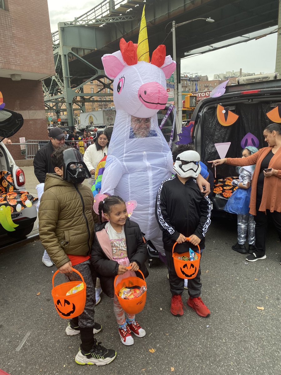 Tawana (@tawanabet) on Twitter photo No Tricks but plenty of Treats were given to the kiddies!!! #T-2475 <a href="/NYPD44Pct/">NYPD 44th Precinct</a> thanks for inviting us to share in a sweet moment with the children of our community! No Tricks but plenty of Treats were given to the kiddies!!! #T-2475 <a href="/NYPD44Pct/">NYPD 44th Precinct</a> thanks for inviting us to share in a sweet moment with the children of our community!