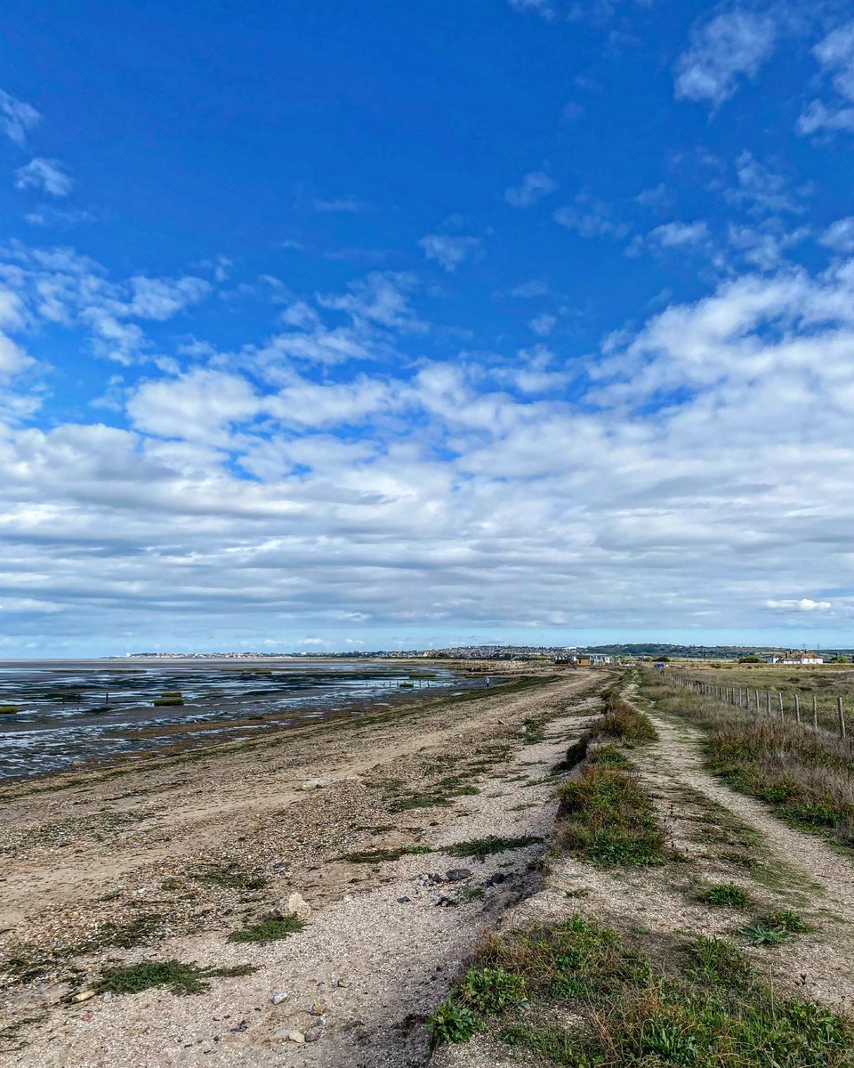 VisitCanterbury's tweet photo. Looking for something to do this #weekend with the #family? A day out at Seasalter, breathing in the fresh sea air, is a must.
 
It is located on the north coast of #Kent, between the towns of #Whitstable and #Faversham.

📸 girl.aboutkent on Instagram https://t.co/5CggtZPQXS