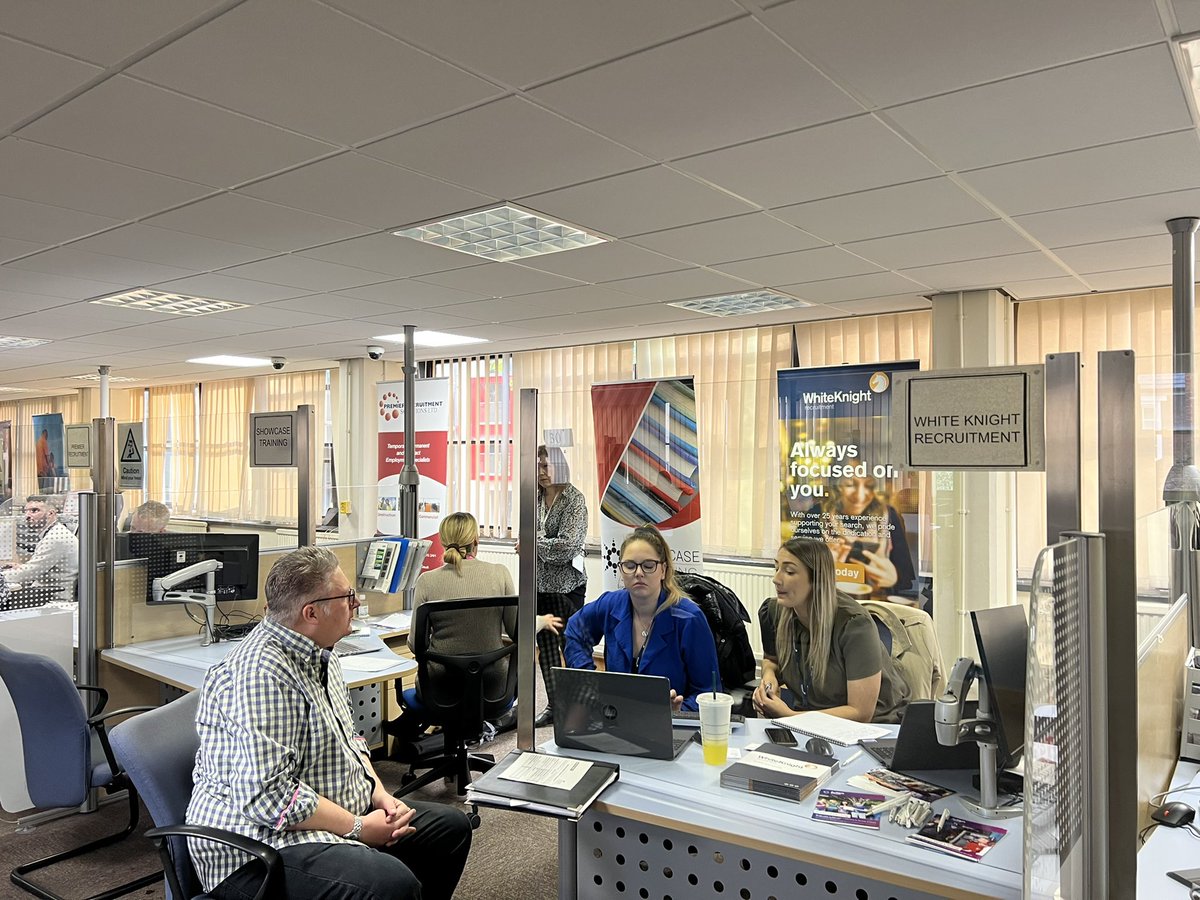 PChiverton's tweet photo. Absolutely buzzing here in #Southampton Jobcentre  today with our 50+ Recruitment day in full swing with 11 employers onsite along with providers helping to secure jobs for our ageing work force great atmosphere well done team #Southampton @MarkPeckDWP https://t.co/s5ru5zSlRB