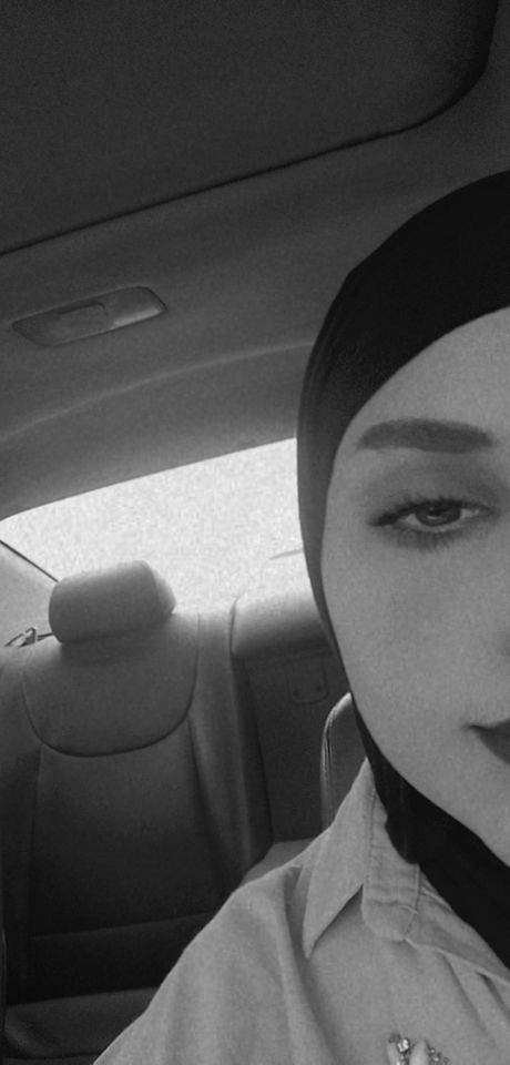 اذا كنت مضطر ان تذهب الى نفس المكان كل يوم 
فَيجب ان يكون هناك شيء تحبه .. 🤎