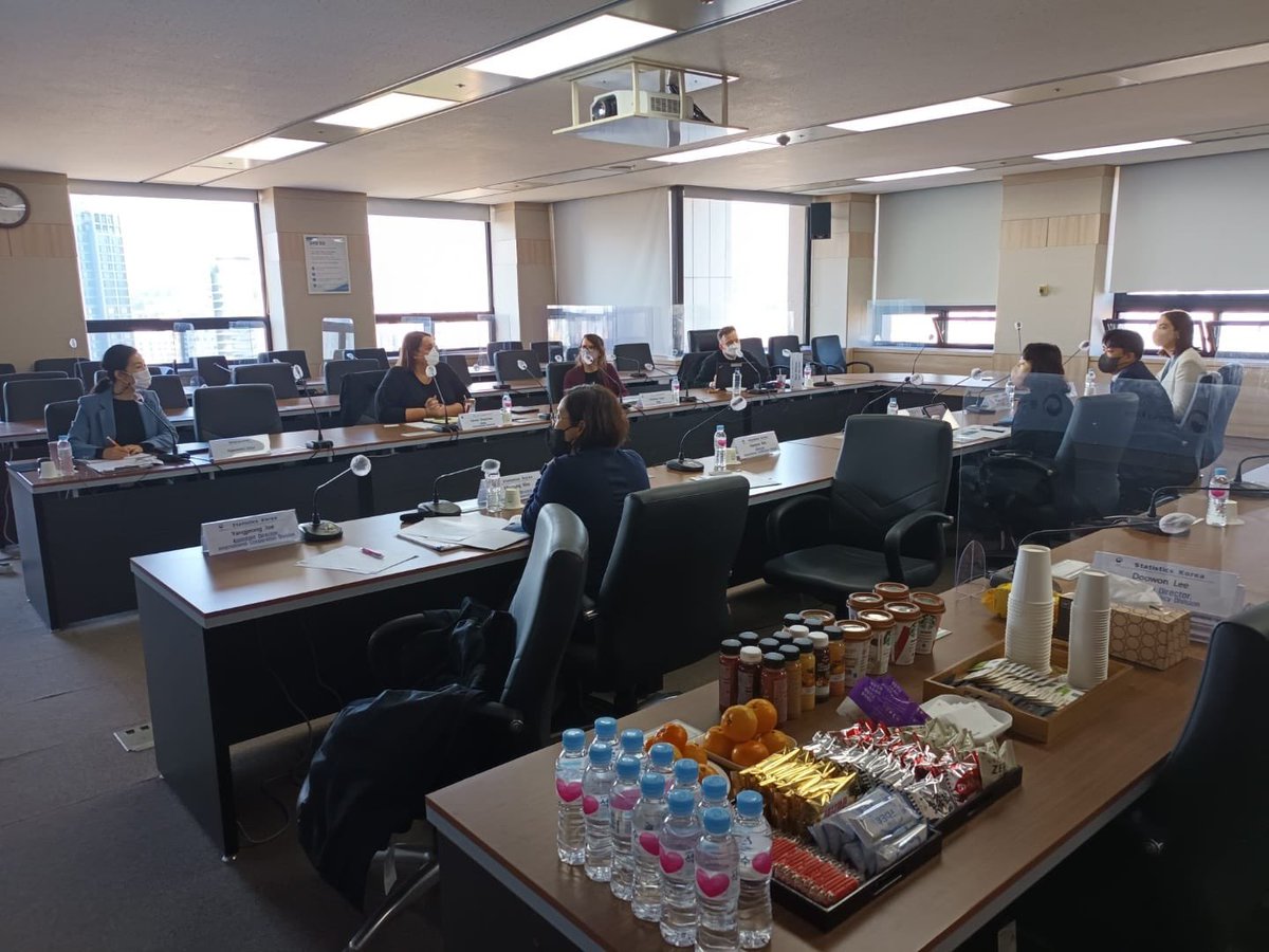 Muddydolphin's tweet photo. Teams @ONS @UKStatsAuth & @KOSTATIN discussing matters of mutual cooperation in Daejeon, Korea. A productive visit covering diverse subjects such as crime stats, statistical training, statistical frameworks & digital economy. #Statistics #kostat #ONS #officialstatistics #korea https://t.co/icWheHcdE0