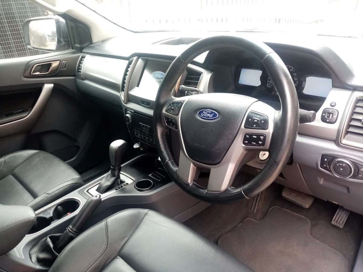 LifeAdex's tweet image. 2017 Ford Everest  2.2 XLT DLC Diesel Automatic km 115000 R 335000 leather interior air bags  Power windows Radio cd FM Plc call this number 0726531410 or 0629164359 my address is No 650 louis botha avenue bramley jhb finance blacklisted and Rent to own