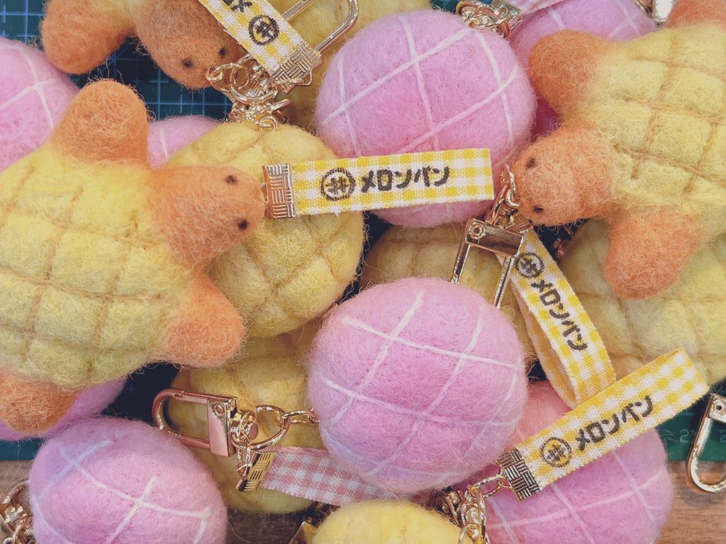 #RT 해주시는 팔로워 한분에게 원하시는 작품 1개 또는 스타벅스 기프티콘을 드려요!

행운 담은 유일의 말키마켓 8차🌈🍀
판매오픈 11월 5일(토) 오후10시❤️‍🔥

해파리키링, 미니 후우링, 럭키고스트, 메론빵키링, 링고아메, 금붕어키링 등
witchform.com/deposit_form/2…