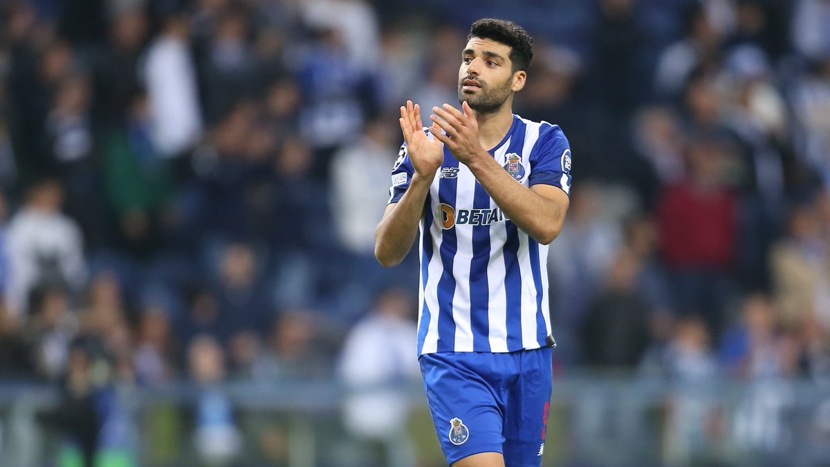 FCPorto's tweet photo. Taremi em 2022/23 🐉

✔ 17 jogos 
⚽ 12 golos
🅰 6 assistências

#FCPAM #UCL https://t.co/RRIwtOh7bq