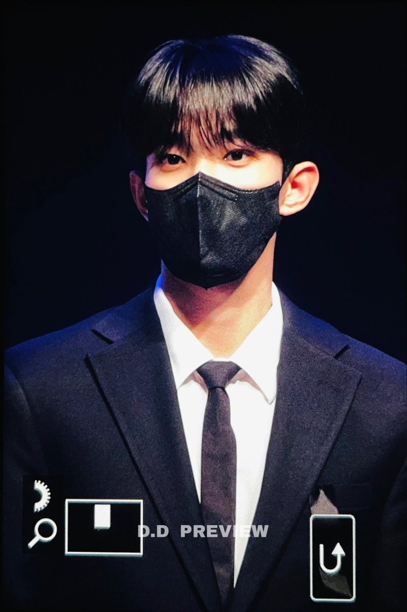 221102

#세븐틴 #SEVENTEEN #도겸 #DOKYEOM