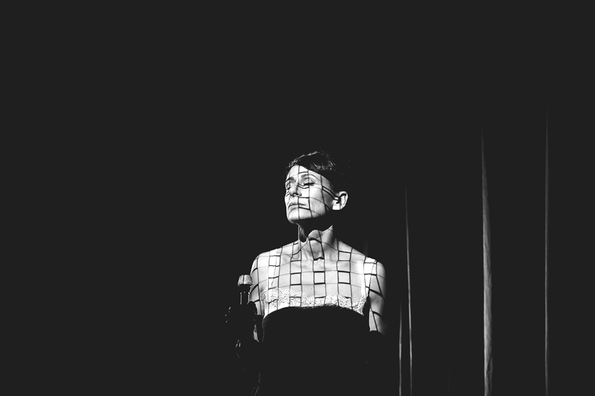 ClaireRedor's tweet photo. 🔥J-2 pour "L'algue et l'iris", premier extrait de mon album "Fruit mûr"! Sur un film de Gaëtan Chataigner. https://t.co/FcbVmIorkc