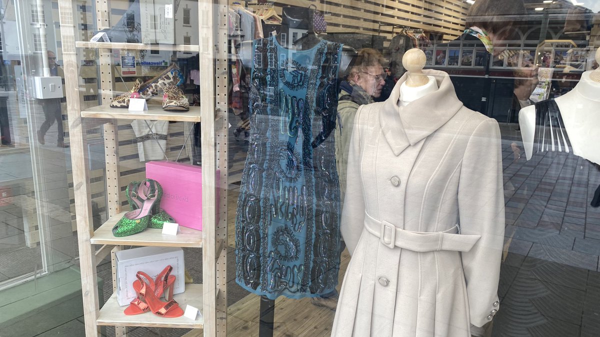 david3012's tweet photo. Started the day visiting @StTeresas shop in #shildon then into #Darlington to see the newly refurbed shop on #HighRow. Looks great - with some fab designer bargains as well! #TeamDarlington #FundingHospiceCare https://t.co/dmlOZG00F8