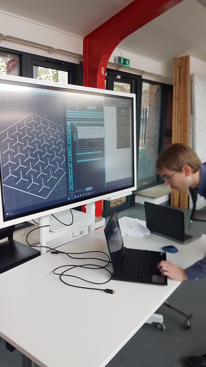 asterios_a3lab's tweet image. great workshop on #4Dprinting on textiles with David Jourdan @LivUniArch #MAinArchitecture