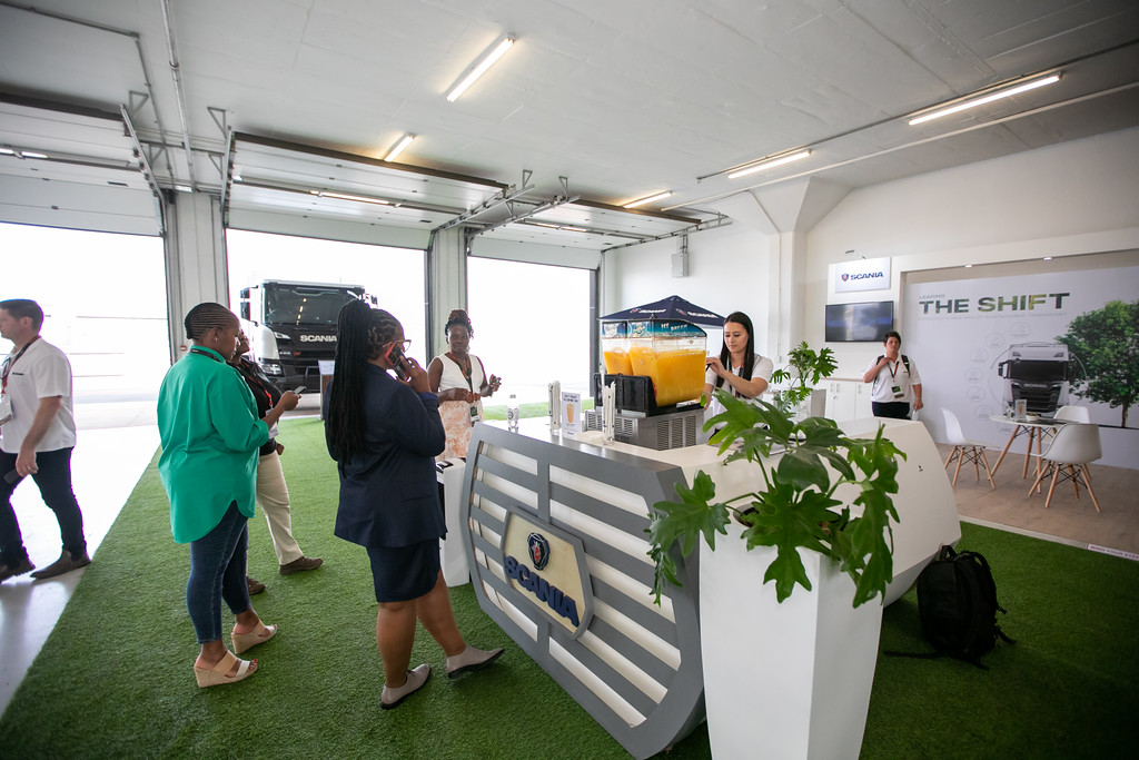 Blue Moon Corporate Communications tweet media