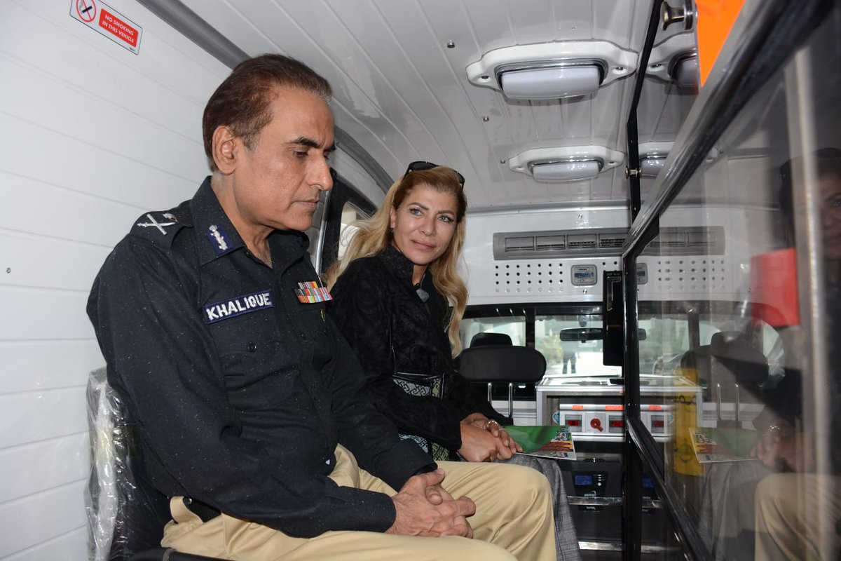 UNODC Pakistan (@unodcpakistan) on Twitter photo UNODC 🇵🇰 handed-over Mobile Crime Scene Units to Balochistan Police👮♂️with support from <a href="/StateINL/">US Dept of State INL</a>. Mr. Abdul Khaliq Sheikh, IGP, Balochistan affirmed commitment of Balochistan Police to enhance quality of investigations to deliver a more vigilant #RuleOfLaw ⚖️ for the citizens. UNODC 🇵🇰 handed-over Mobile Crime Scene Units to Balochistan Police👮♂️with support from <a href="/StateINL/">US Dept of State INL</a>. Mr. Abdul Khaliq Sheikh, IGP, Balochistan affirmed commitment of Balochistan Police to enhance quality of investigations to deliver a more vigilant #RuleOfLaw ⚖️ for the citizens.