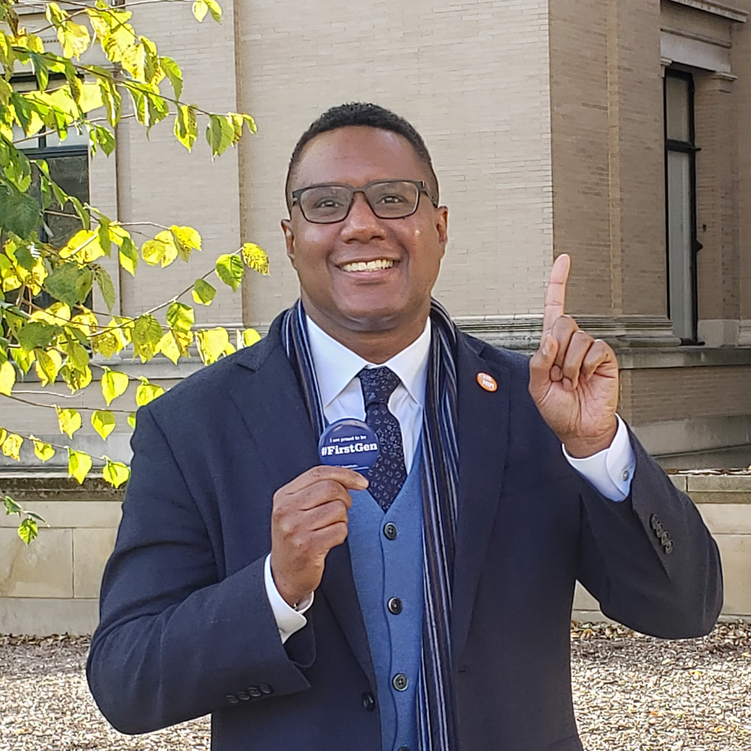 PSULiberalArts's tweet image. Get ready for our #PSUFirstGen events next week! 📅
🔹First-Gen Student Celebration: November 8, 9:00 a.m.–4:00 p.m.
🔹First-Gen Photos with the Dean: November 8, 10:30–11:00 a.m.
🔹Forging a First-Gen Future: November 10, 5:30 p.m.
@DeanLangPSU @PSU_Success @PSU_Undergrad