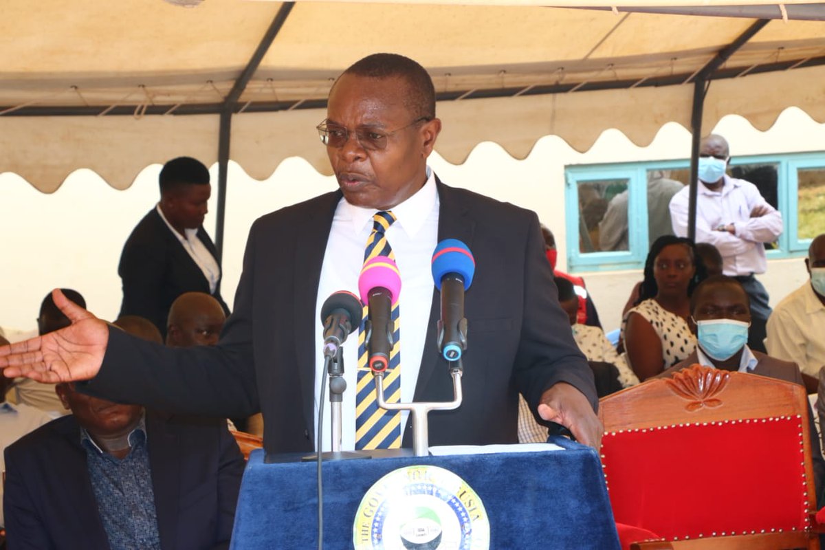 I flagged off medical supplies including; pharmaceutical and non-pharma to our Health facilities ,within Busia County at BCRH.

I am calling upon our medical practioners to put into good use these drugs for the benefit of our people.