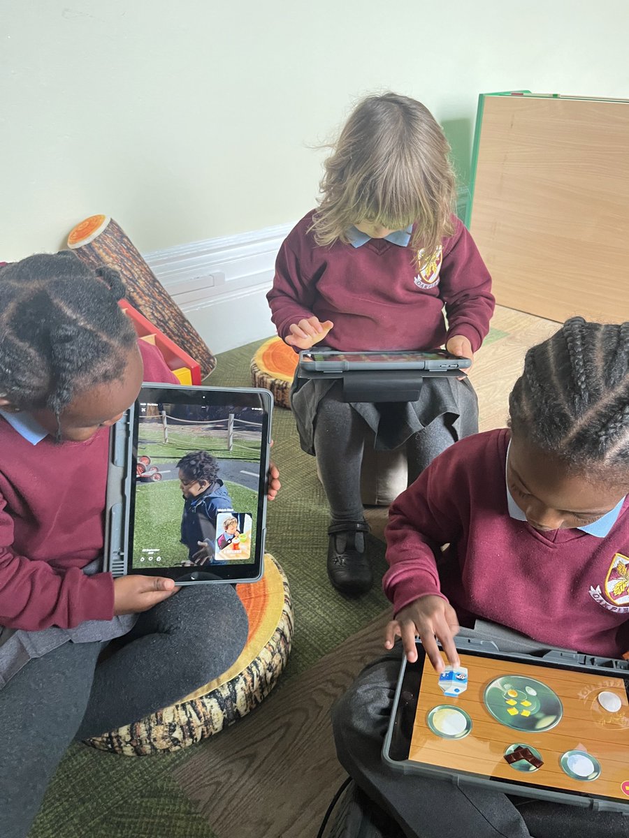 OakfieldPrep's tweet photo. We bring innovative teaching methods into our learning from educational apps to SMART boards in all our classrooms. The future is bright at Oakfield!
Come see our World of Opportunity for yourself by coming to our Open Morning tomorrow at 9.15am! 👐
#OpenMorning #OakfieldIsOpen https://t.co/31uk3C6Opx